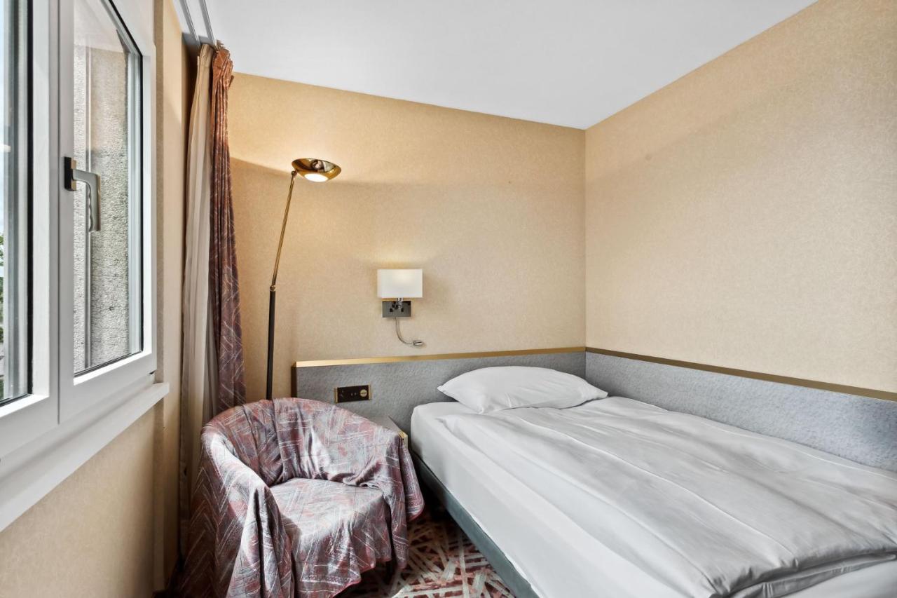becozy Au Parc Self-Check In Hotel Retro Edition Fryburg Zewnętrze zdjęcie