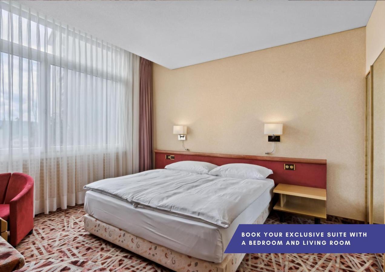 becozy Au Parc Self-Check In Hotel Retro Edition Fryburg Zewnętrze zdjęcie